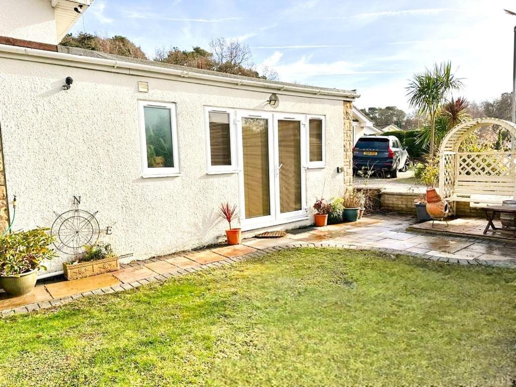 Apartamento Little Dragons Poole Exterior foto